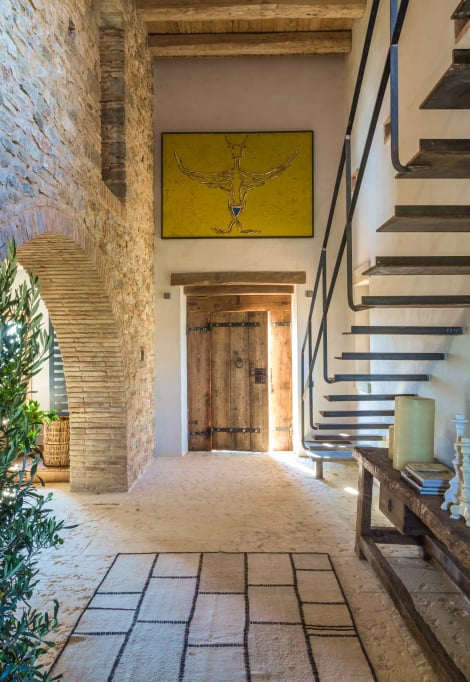 A closer look at Luxury Off The Grid Condos With Private Art Studio